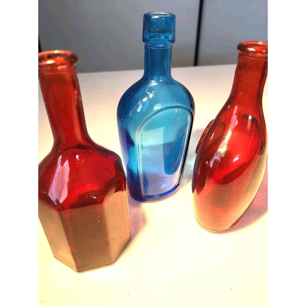 Lot 3 Vtg Wheaton Mini Apothecary Bottles Red Crown, Red Octogan, Cobalt Blue